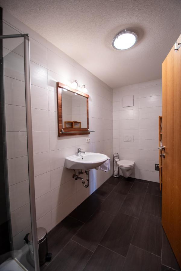 Ferienwohnung Haus Raggl Landeck Exterior foto