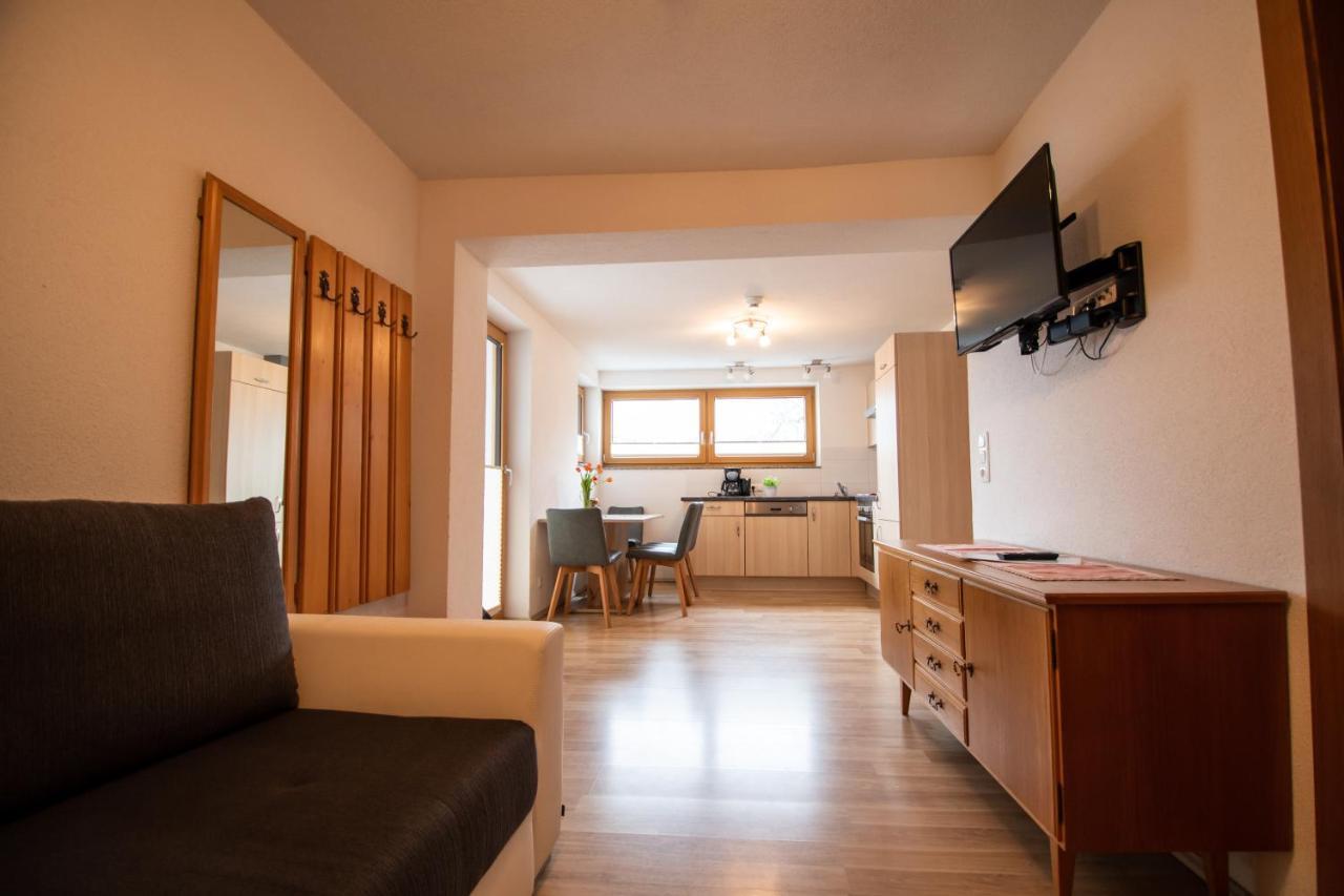 Ferienwohnung Haus Raggl Landeck Exterior foto